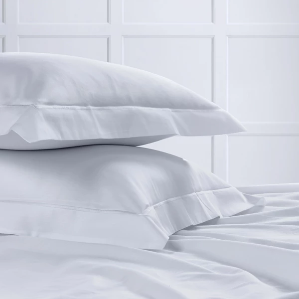 Luxury Egyptian Cotton 300 Thread Count Oxford Pillowcase 3 Luxury Egyptian Cotton 300 Thread Count Oxford Pillowcase - Image 3