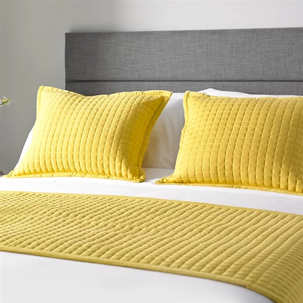 Crompton Runner 1 Crompton Runner