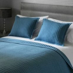 Crompton Bedspread -bedding shop 2129 4 Zoom