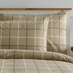 Easycare Cambridge Housewife Pillowcase - Pair