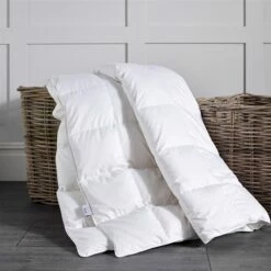 Luxury Goose Down Duvet - 4.5 Tog -bedding shop 2513 3 Zoom