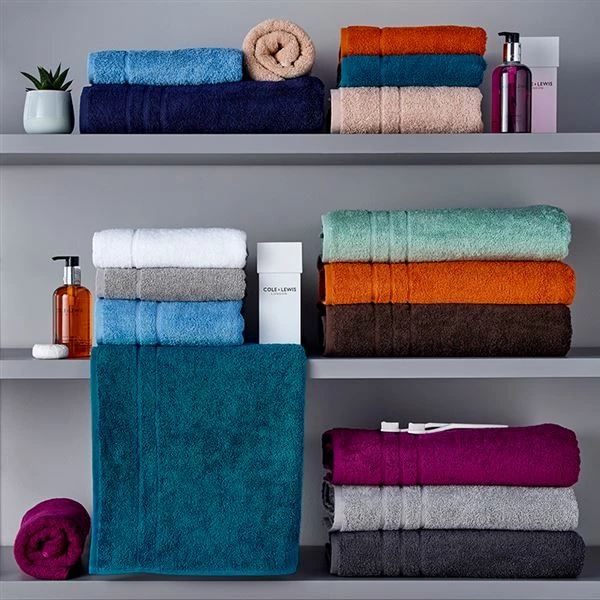 Classic Cotton Towels 500gsm 3 Classic Cotton Towels 500gsm - Image 3